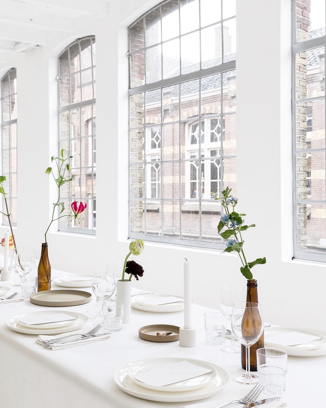 White table setting in an Amsterdam atelier